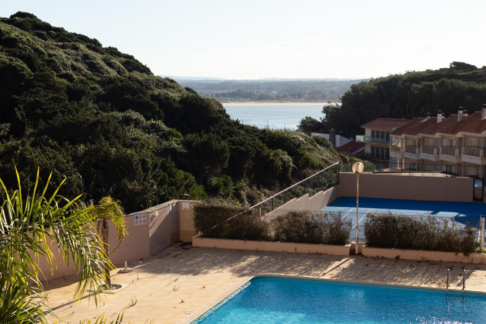 Bay View-T1 Lägenhet São Martinho do Porto Exteriör bild