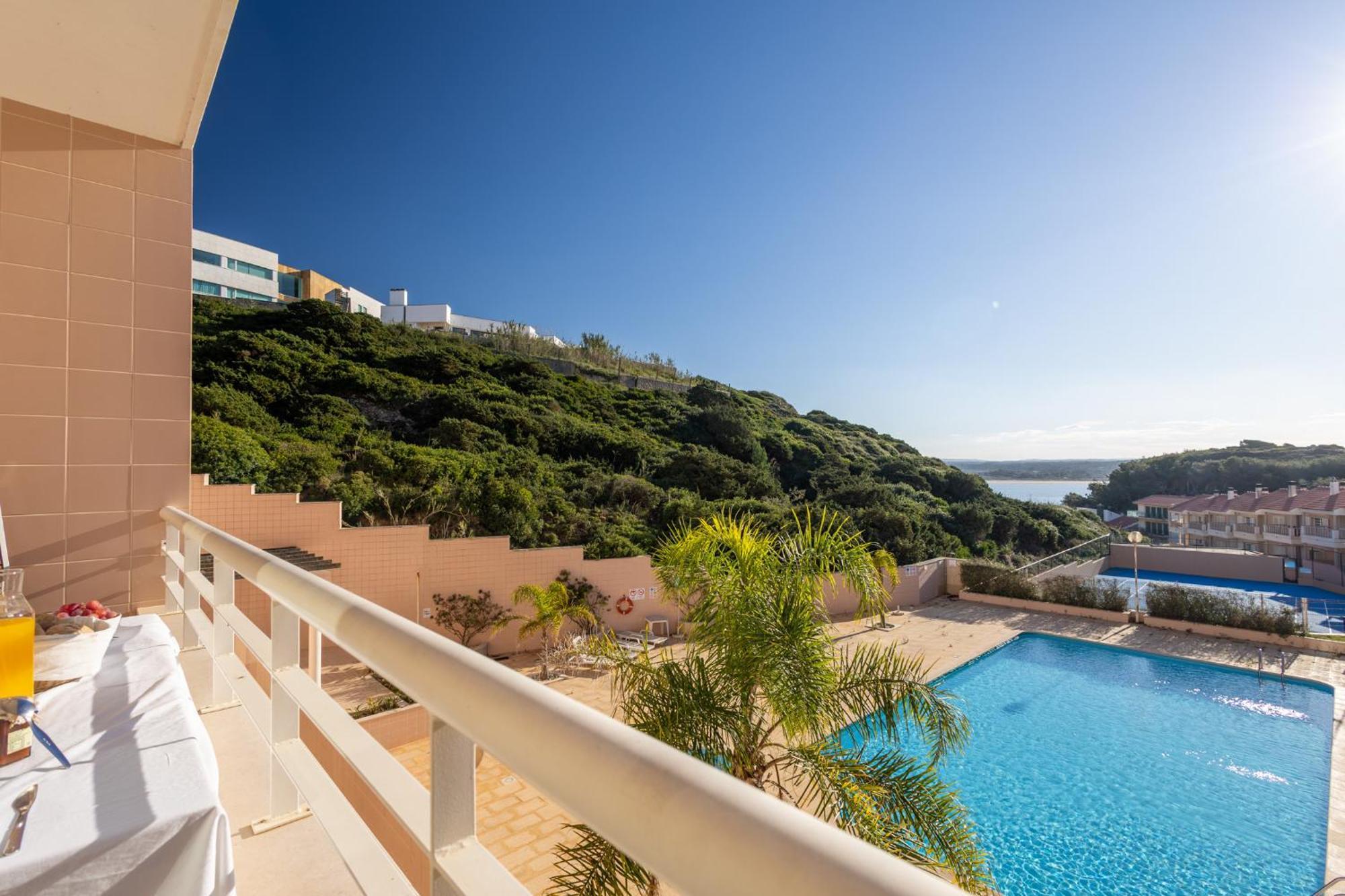 Bay View-T1 Lägenhet São Martinho do Porto Exteriör bild